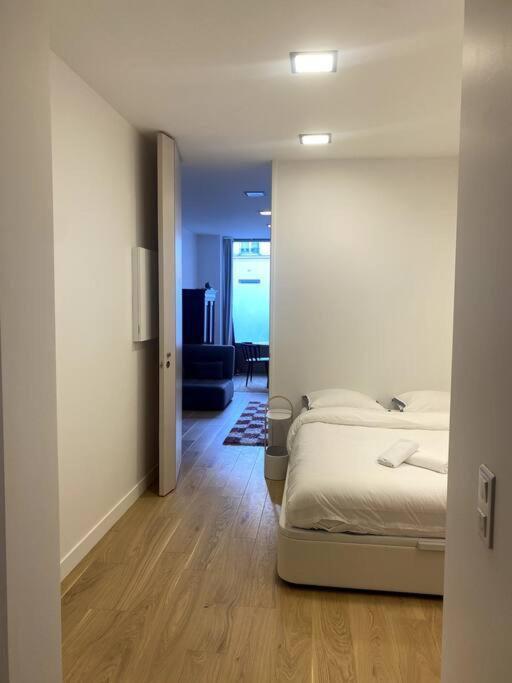 Modern Parisian Flat In Montparnasse Area Appartement *