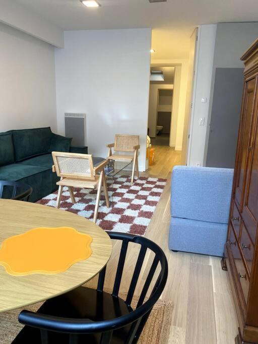 Appartement Modern Parisian Flat In Montparnasse Area Parijs